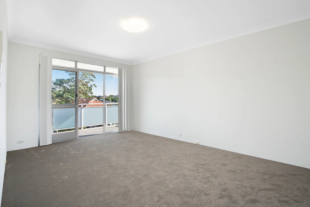 Stylish, low maintenance living with city views