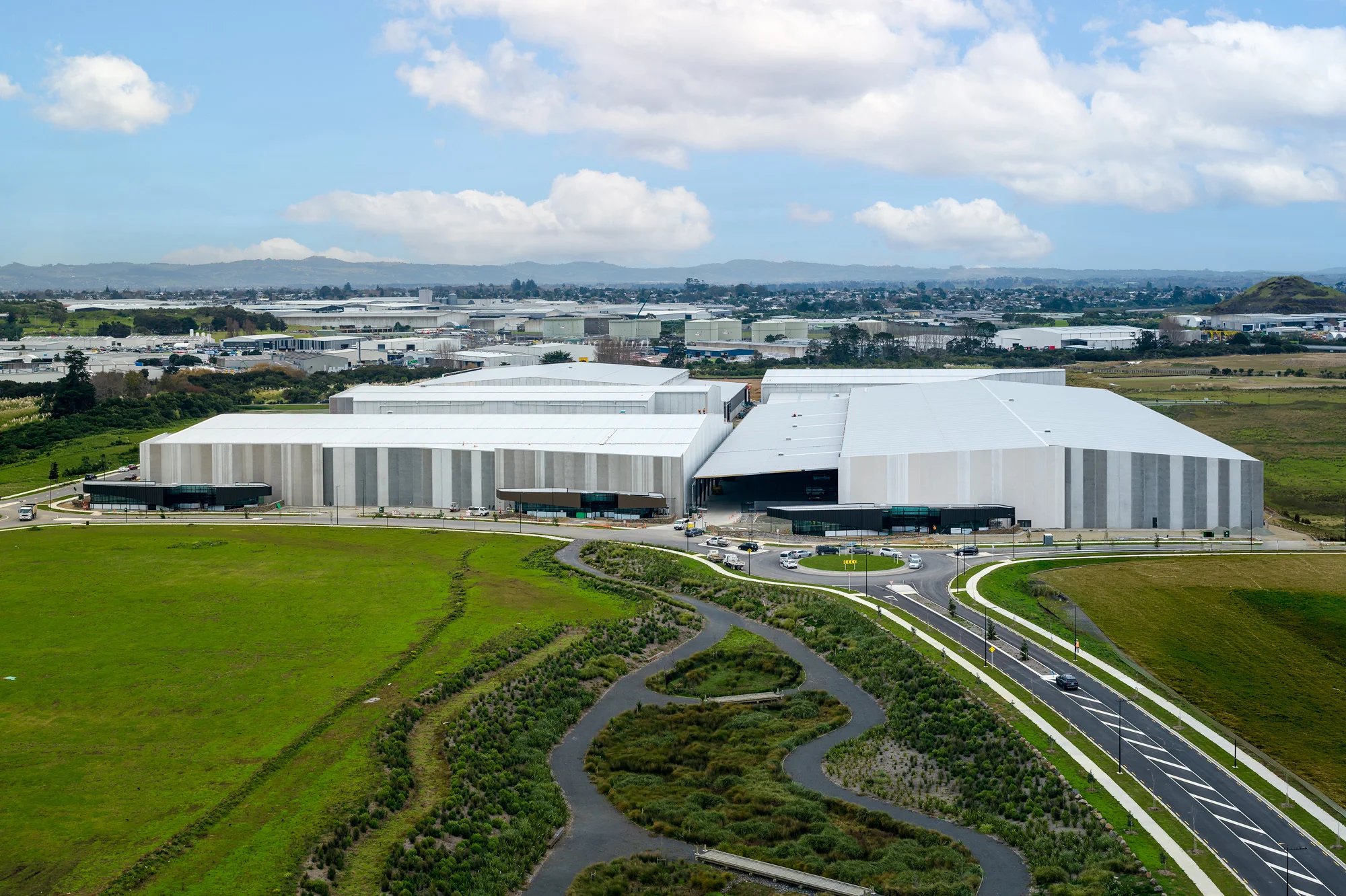 Wiri Premium standalone facility in business park