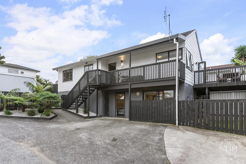 Botany Downs 4房  Renovated Home with Seperate Living - Must Sell!