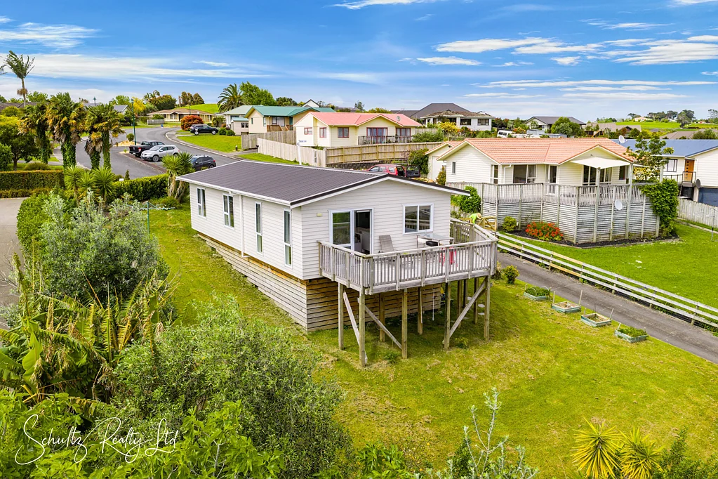 15 Ash Grove, Maungaturoto, Kaipara, Northland
