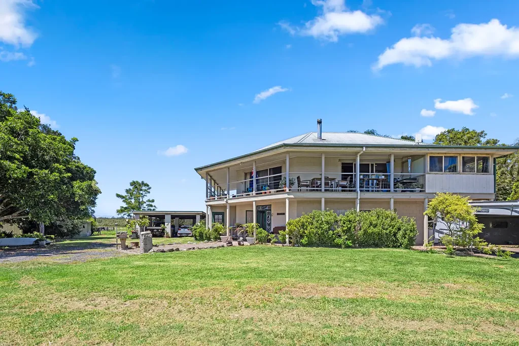 Jerseyville  12.34Ha (30.5Ac) of Coast and Country Living - Dual Accommodation Potential