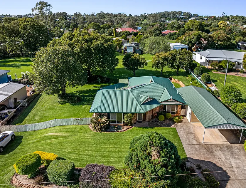 8 Woolmer Road, Highfields, QLD 4352, 4 ਕਮਰੇ, 2 ਬਾਥਰੂਮ, House