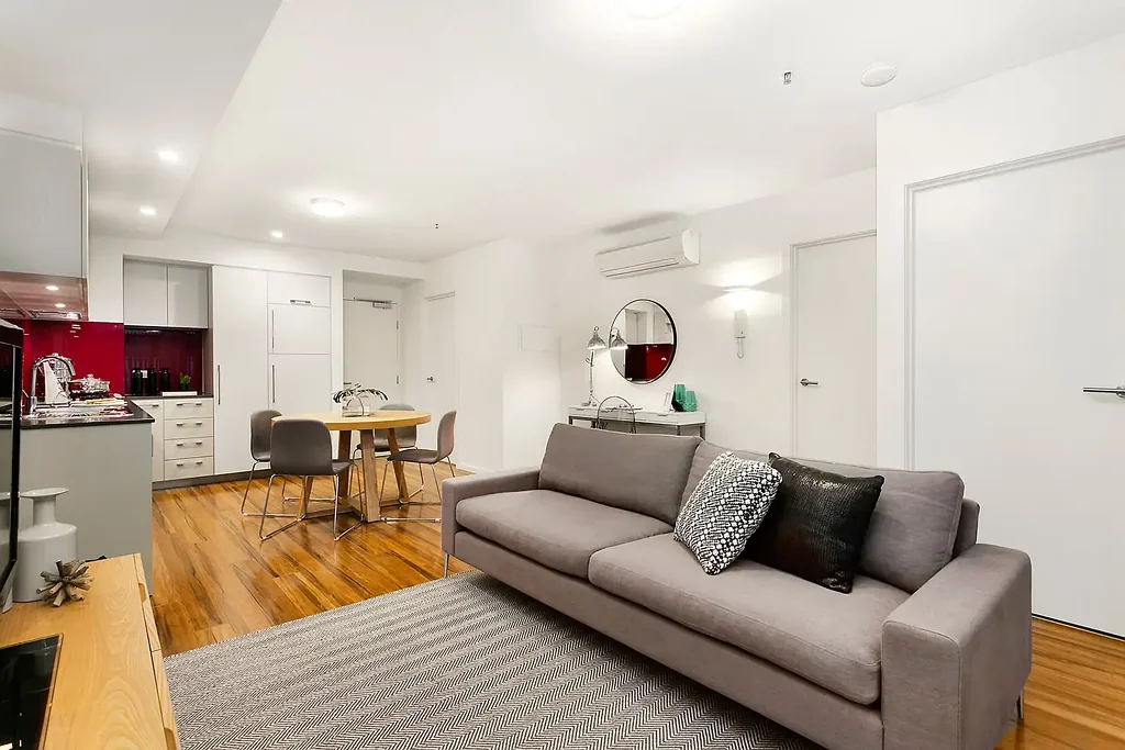 TWO BEDROOM APARTMENT IN GREAT LOCATION