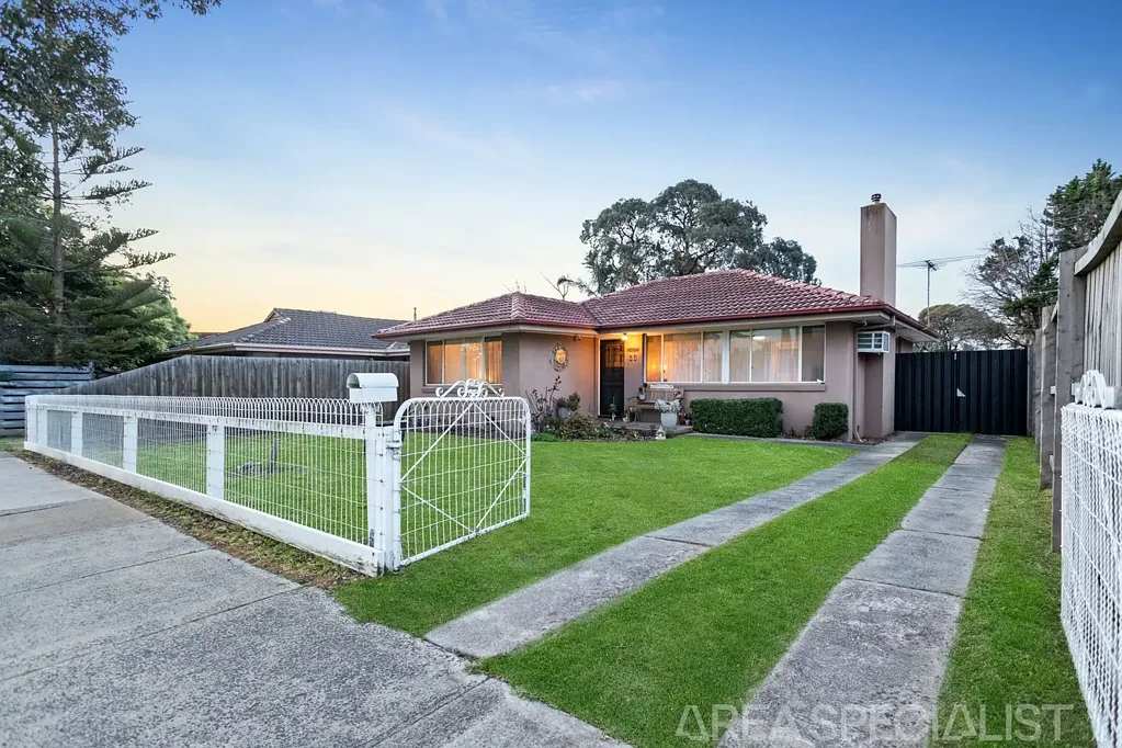 Cranbourne 3Kwarto The Brief: Character, Convenience and Endless Potential