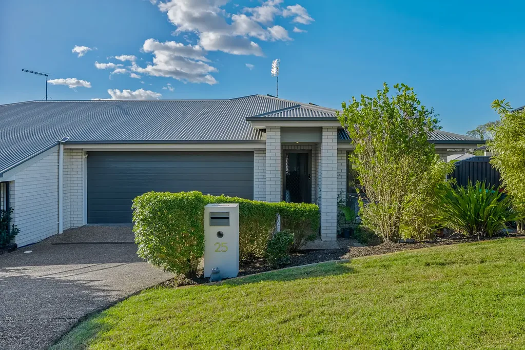 25 Carmen Court, Oxenford, QLD 4210