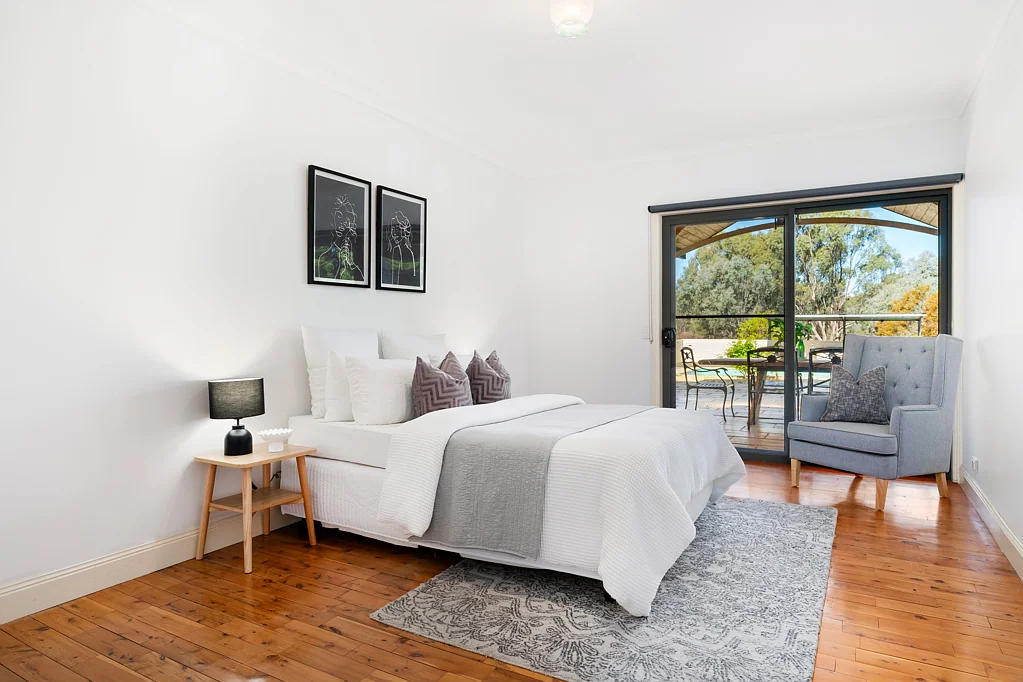 378 Burma Road, Table Top, NSW 2640