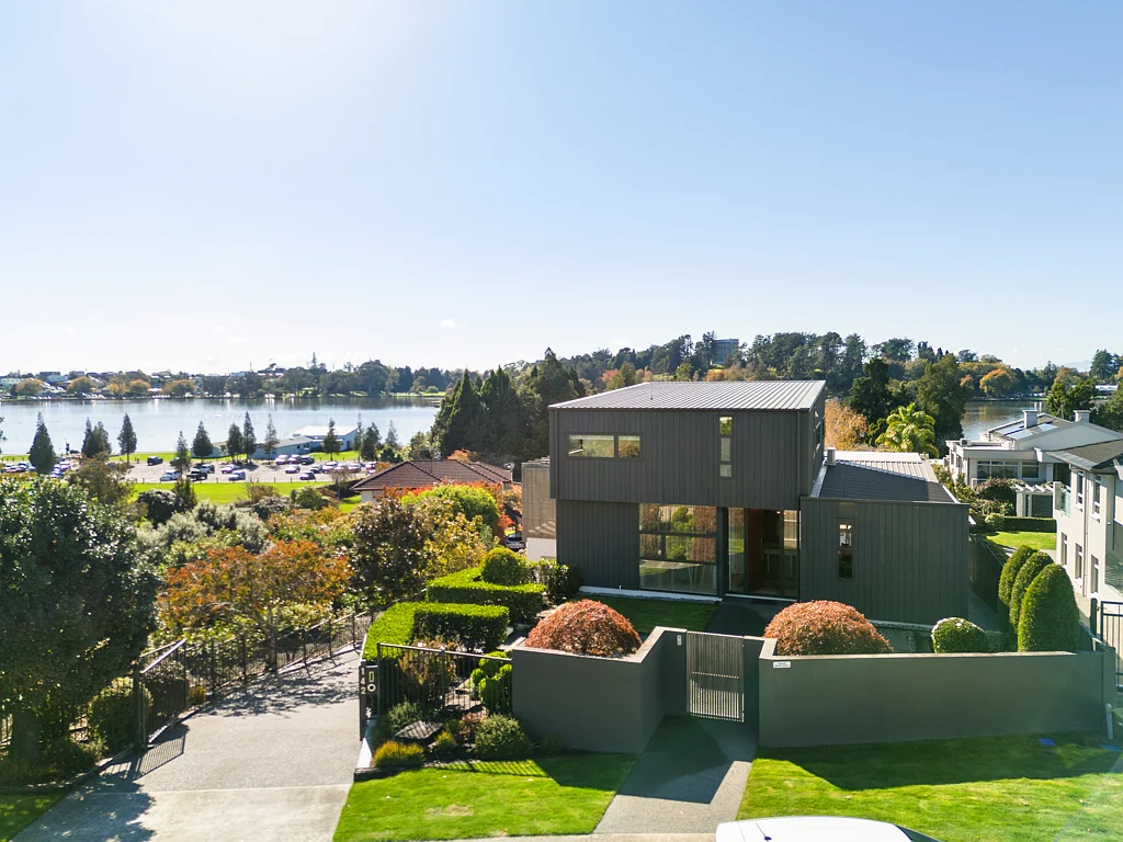 142 Lake Crescent, Hamilton Lake, Hamilton, Waikato