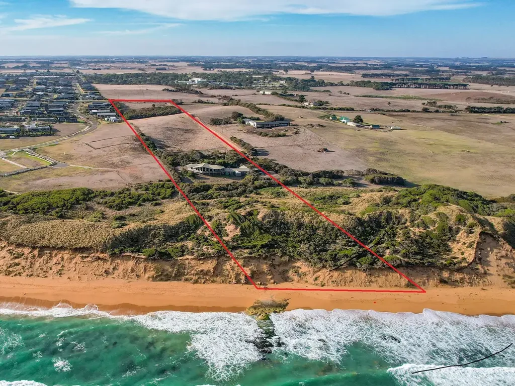Warrnambool 6房  UNPARALLELED SOUTHERN OCEAN FRONTAGE – BESPOKE COASTAL RETREAT ON 17 ACRES