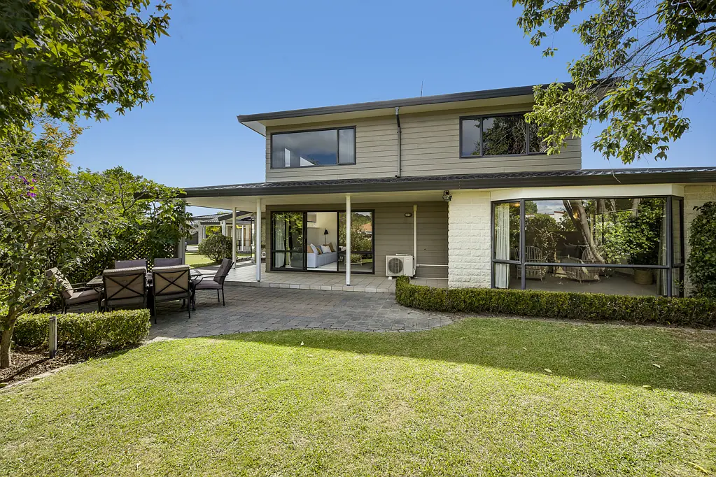 Greenmeadows 6部屋 A Grand Home with Flexible Spaces!