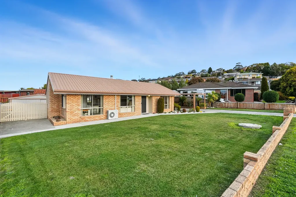 27 Arncliffe Road, Austins Ferry, TAS 7011