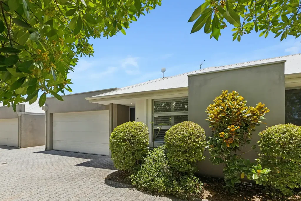 2/11 Hardey Road, Maylands, WA 6051