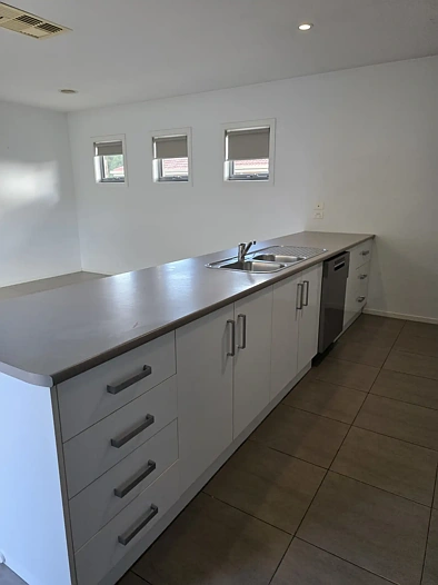 Unit 1/47 Mason Street, Shepparton, VIC 3630, 3 Bedrooms, 2 Bathrooms, Unit