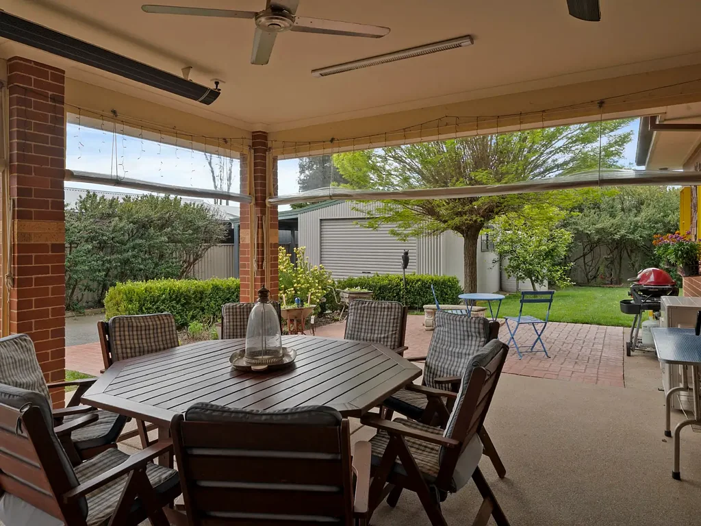 Mansfield 4房  Pristine Family Home in Private Court Location