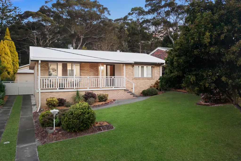 9 Yulong Street, Bateau Bay, NSW 2261
