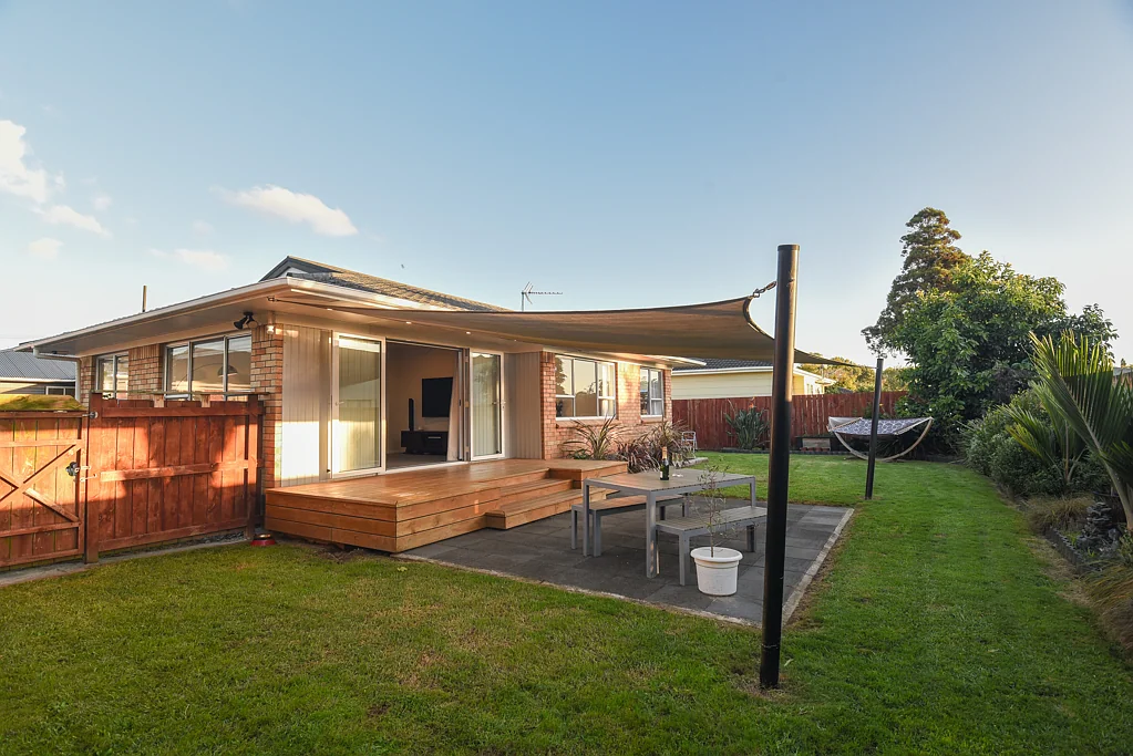 2/9 Elizabeth Street, Papakura, Auckland