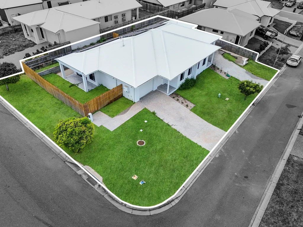 Cosgrove 4Kwarto A Pair of Brand New SDA Duplex Villas with GREAT RETURNS!