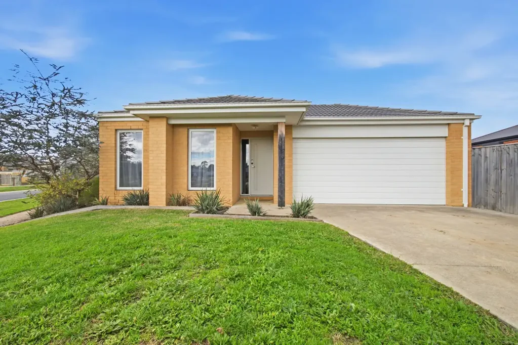 Lakeside Living - Right Here in Traralgon