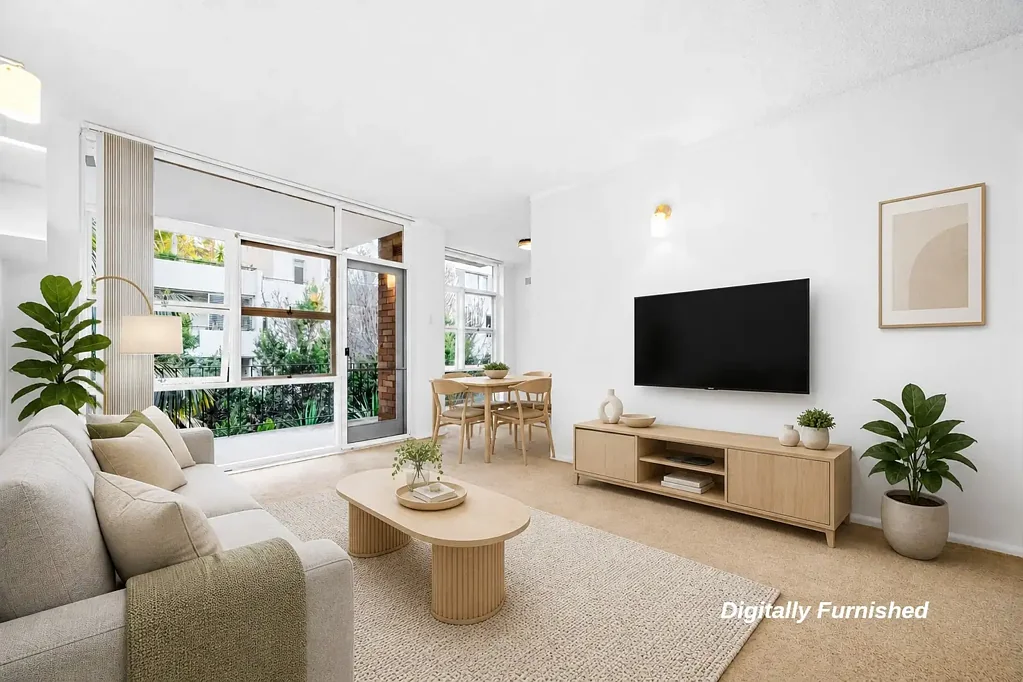 Spacious Apartment with Massive Courtyard ** Available 27/05/26 **
