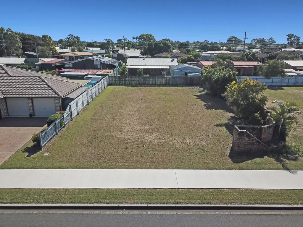 14 Searle Street, Thabeban, QLD 4670