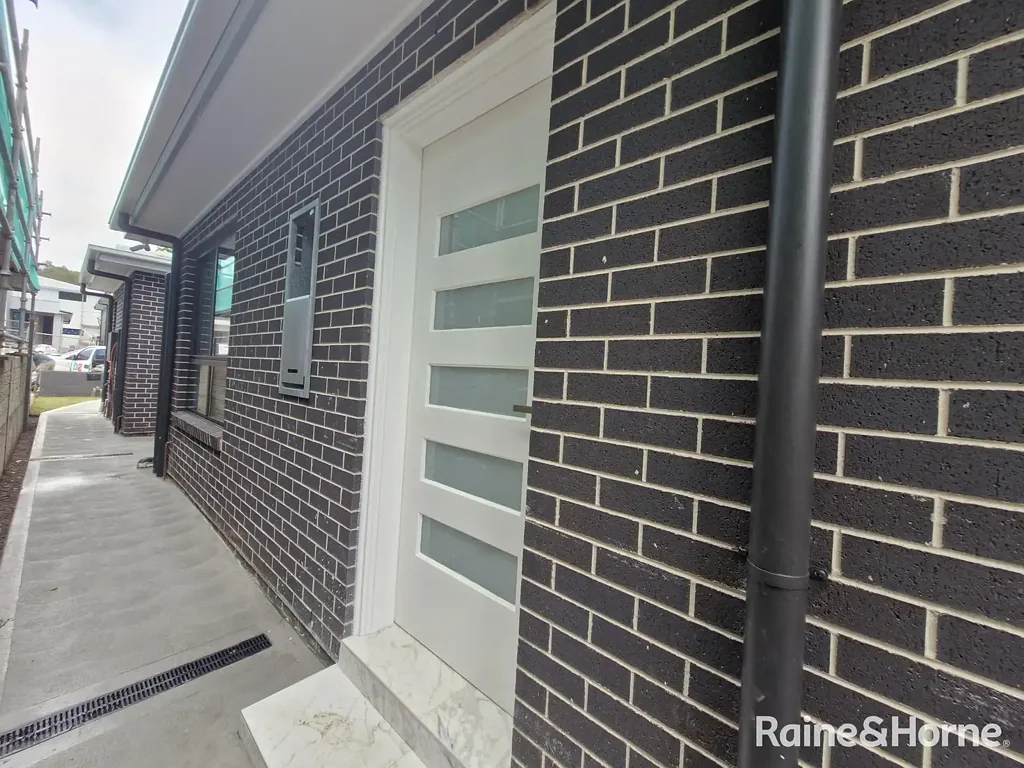 BRAND NEW GRANNY FLAT WITH SOLAR
