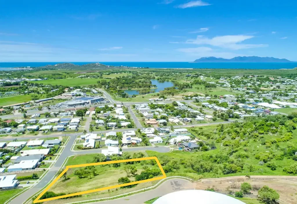 Bowen  Premium Coastal Land With Breathtaking 270° Ocean Views