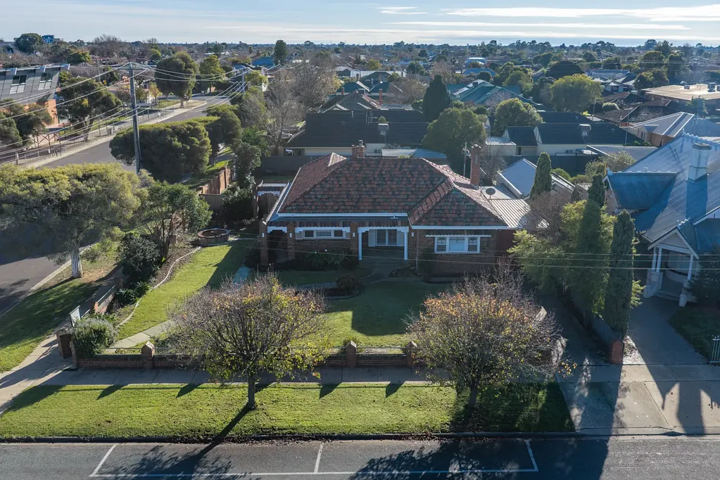 Shepparton 4બેડરૂમ Spacious home in a prime location