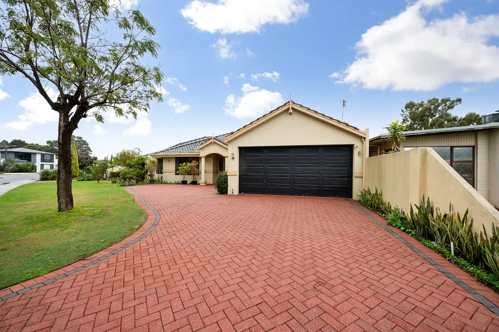 25A Highbury Crescent, Beckenham, WA 6107