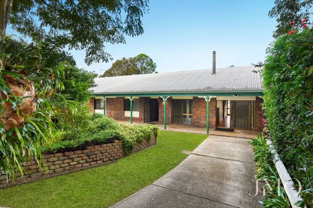 A Rare Acreage Opportunity in a Convenient Ormeau Location