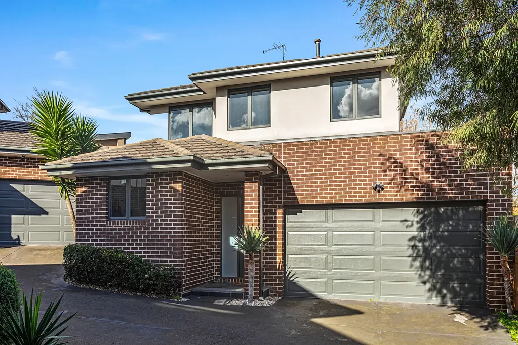 Chadstone 4 Bedroom First National Real Estate Central Presents