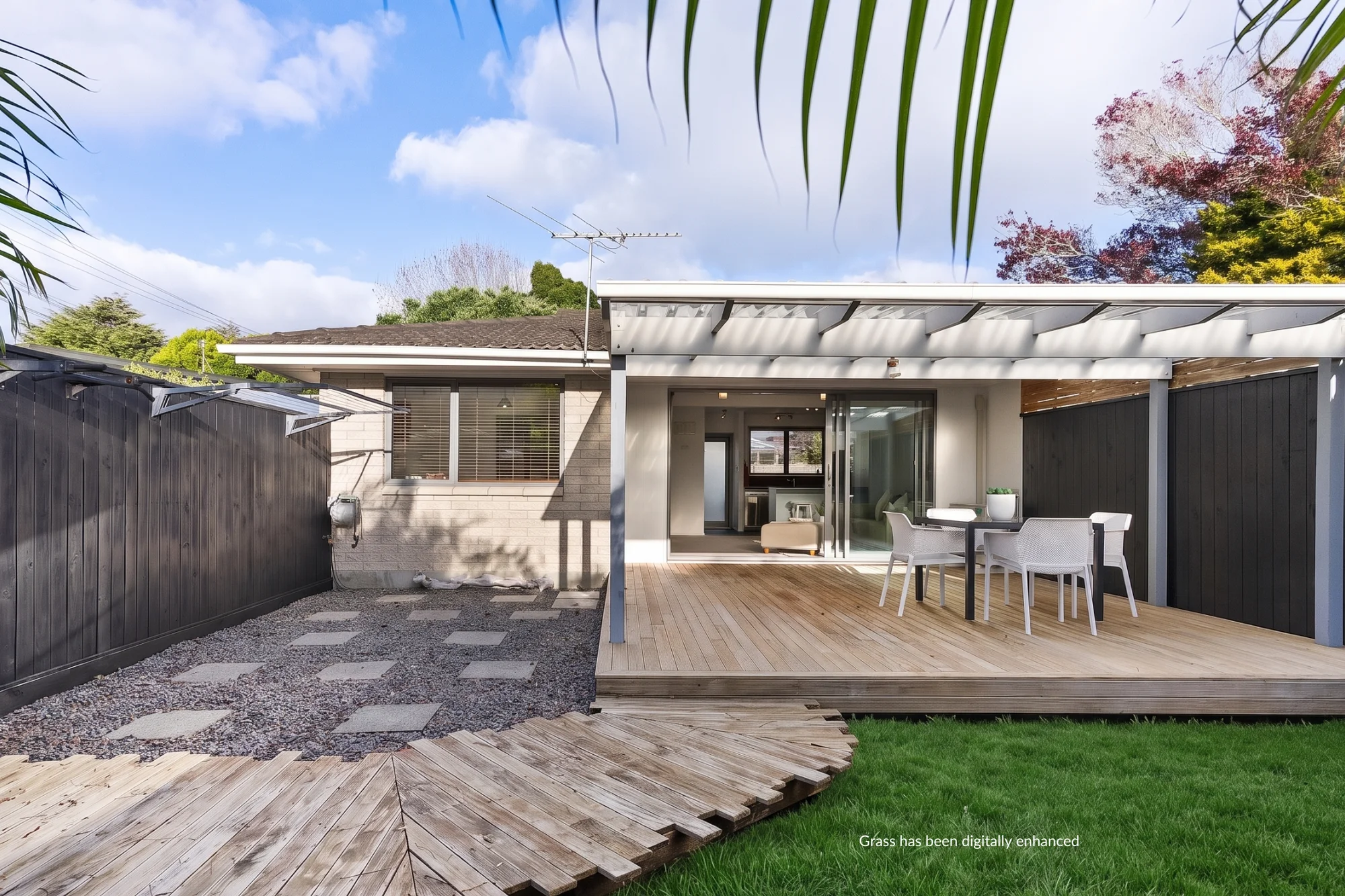 Avondale 2Phòng ngủ Sunny, Secure and Immaculately Presented