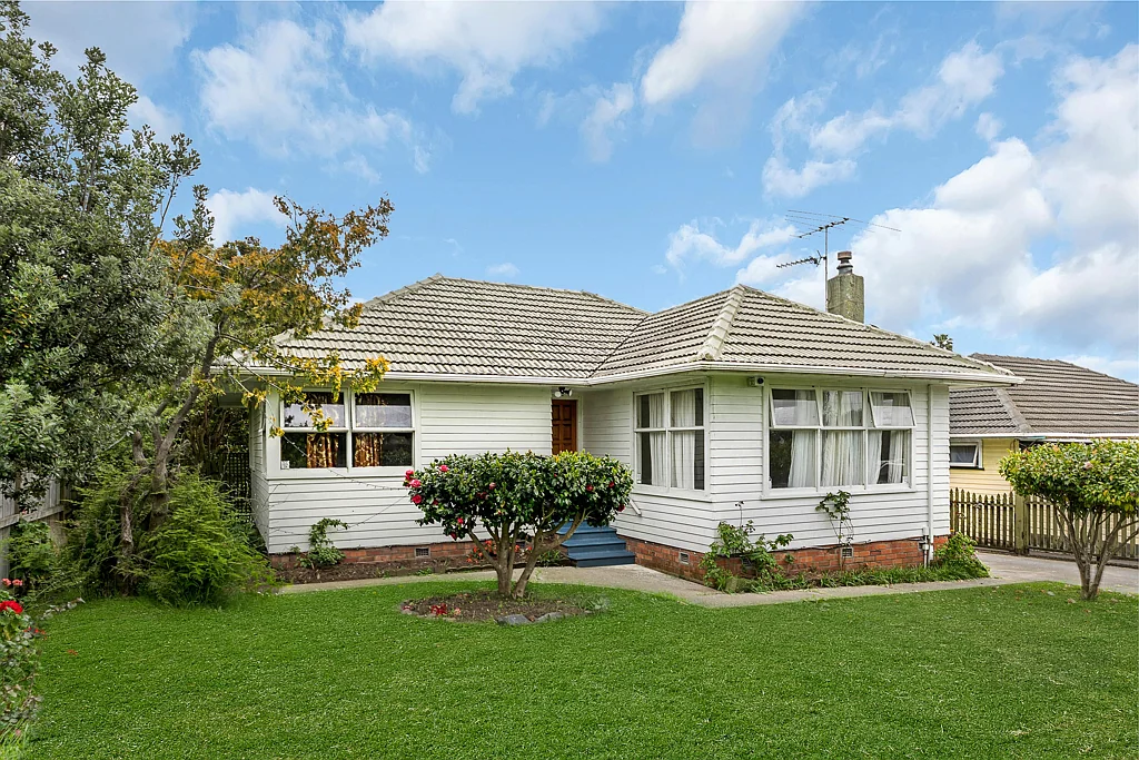 Clover Park 2ਬੈੱਡਰੂਮ Auction this Sunday 1pm