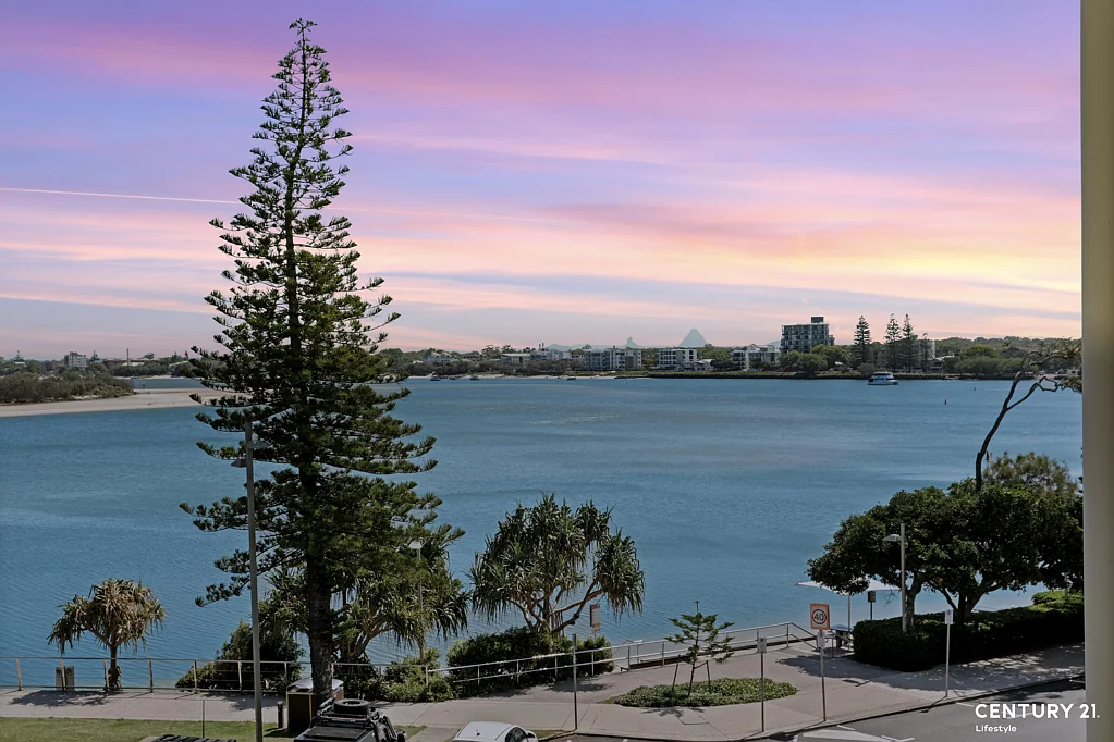 Unit 11 'Allamanda Place' 32 Esplanade Bulcock Beach, Caloundra, QLD 4551