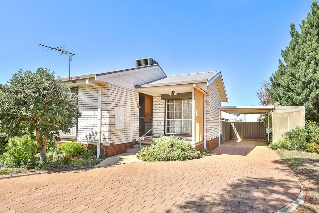1/17 Whittaker Crescent, Red Cliffs, VIC 3496