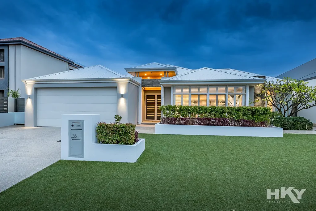 The Vines 4ห้องนอน DISPLAY HOME LUXURY WITH GOLF COURSE VIEWS