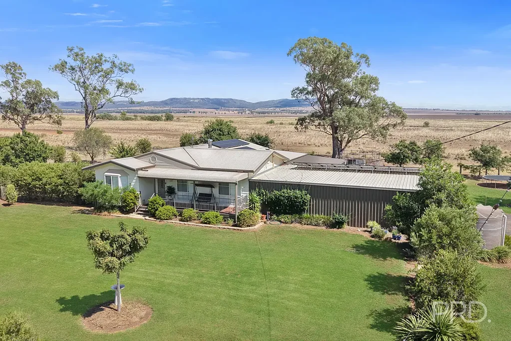 Spring Ridge 4Zimmer Great family home on 24.7acres of land