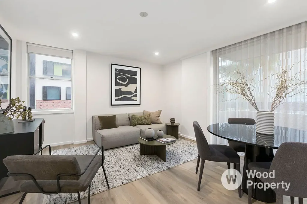 North Melbourne 2房 现代翻新两居 皇家公园塔内 优质木地板 开放式布局 全新厨房电器 超大卧室储物 安全带顶棚车位 电车近邻 Fully Renovated Royal Park Towers Lifestyle