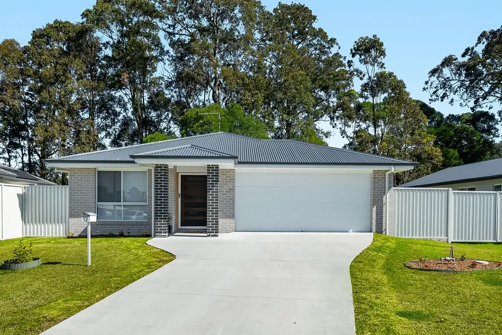 12 Dunkeld Place, Townsend, NSW 2463