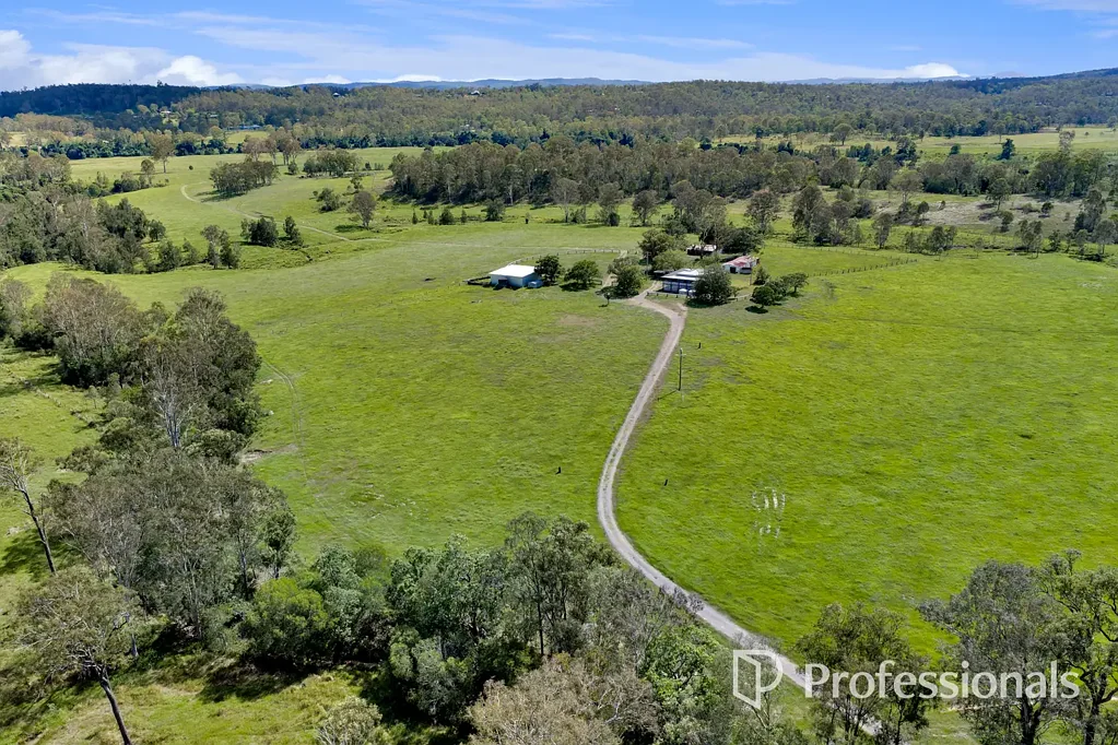 Bells Bridge Outstanding Mary River Property With 2.4km Mary River Frontage