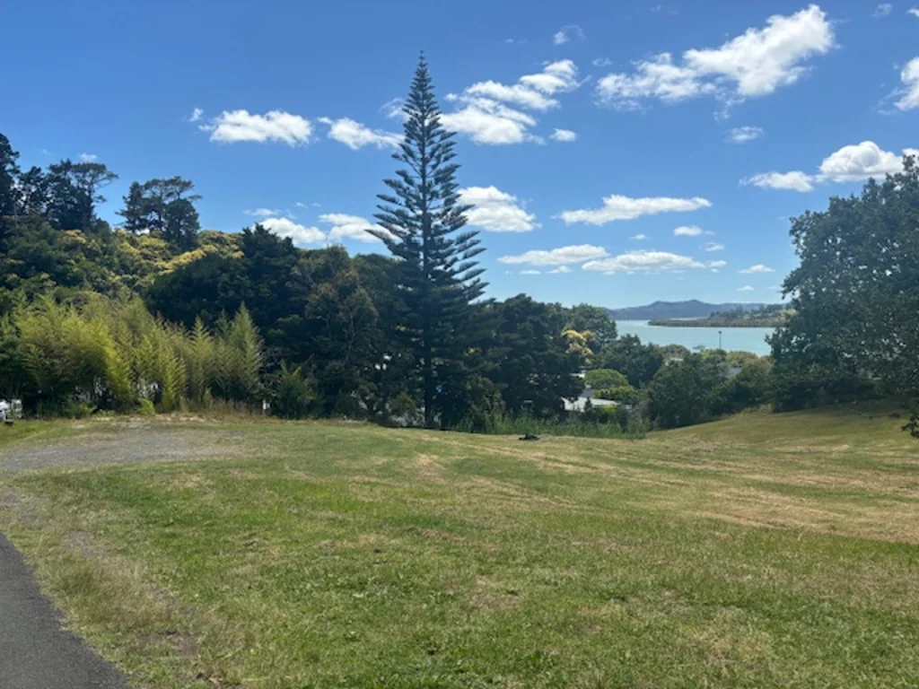 Kohukohu Residential Section in Kohukohu with Water Views