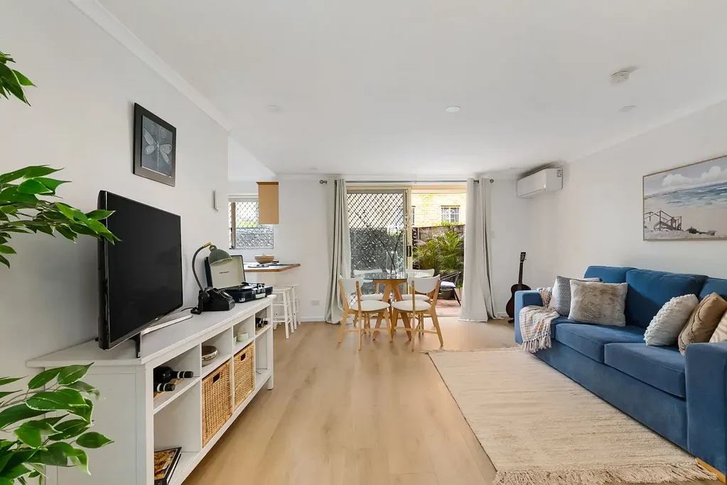 Marrickville 2房 便利地段的僻静居所 Secluded sanctuary in convenient location
