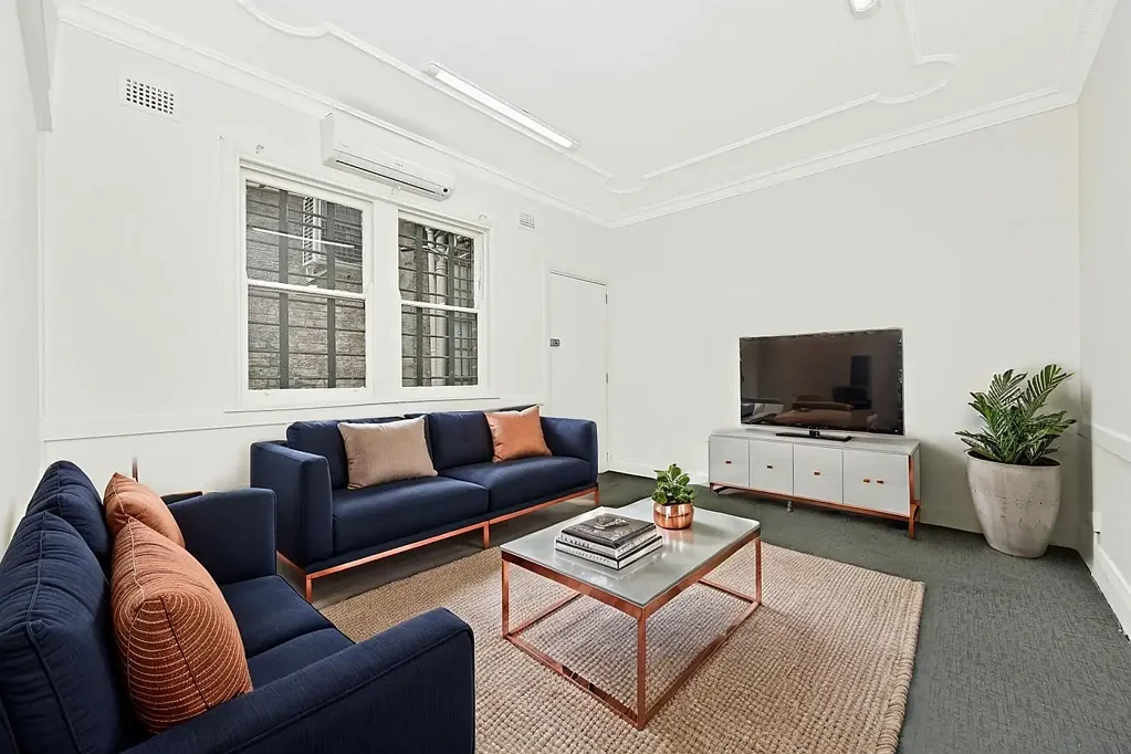 LEASED - HOLDING DEPOSIT RECIEVED