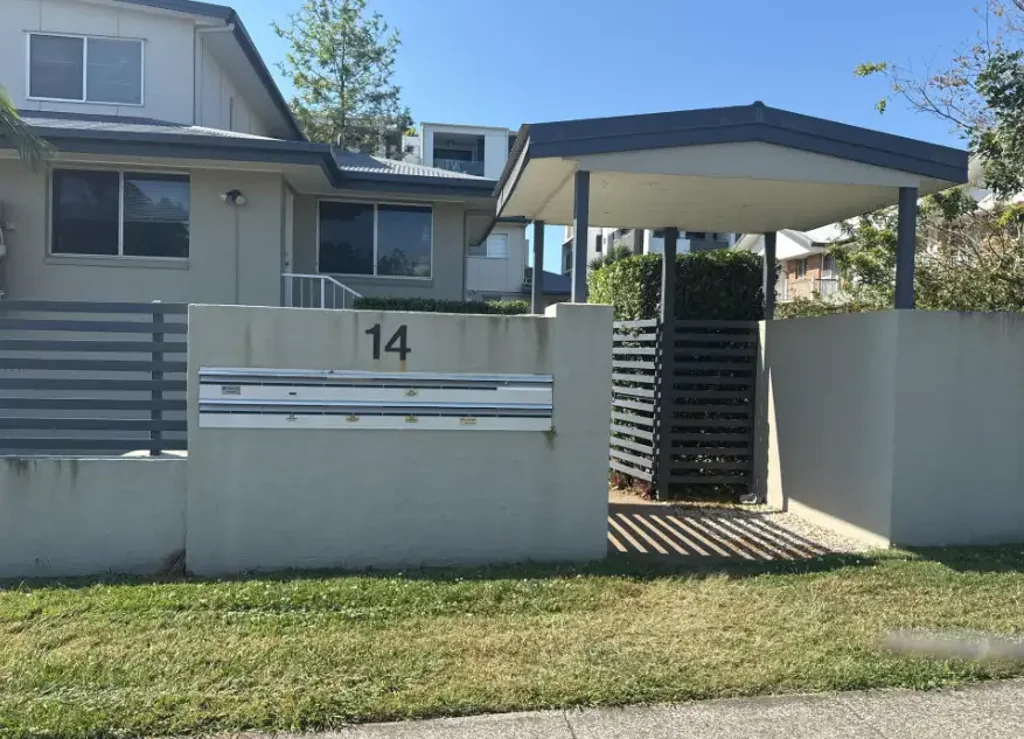 Convenient Sherwood Living in a Prime Location!