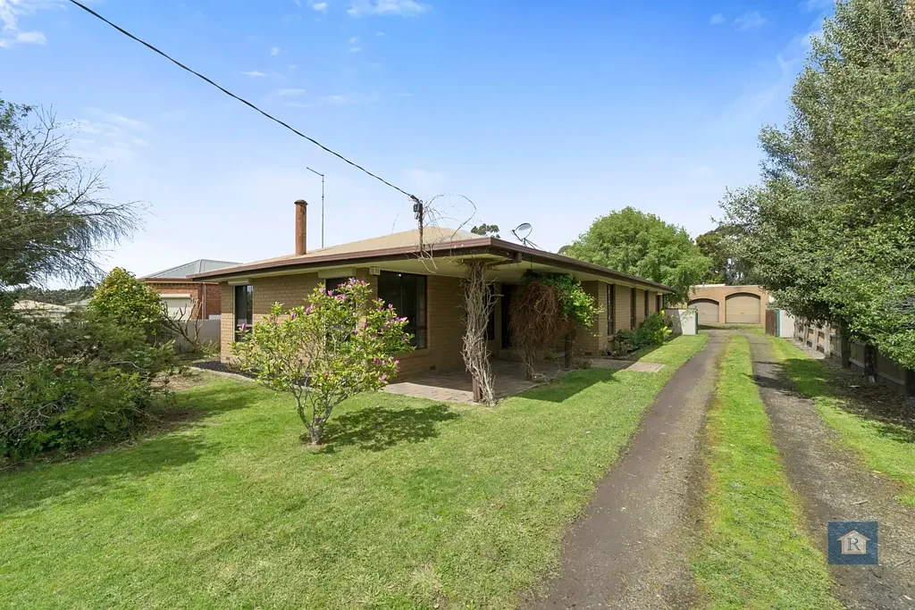 144 Aireys Street, Elliminyt, VIC 3250