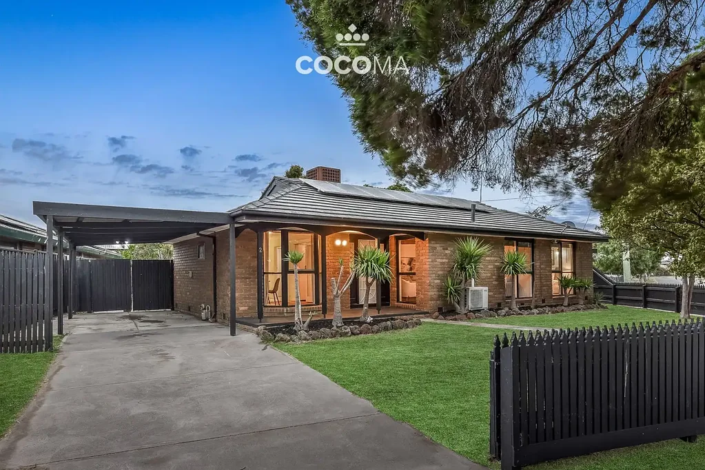 2 Ennismore Drive, Keysborough, VIC 3173