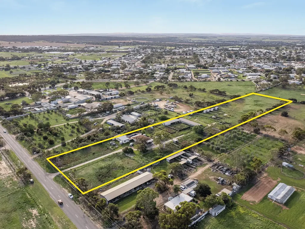 Murray Bridge 3房  Development Opportunity with Future Potential