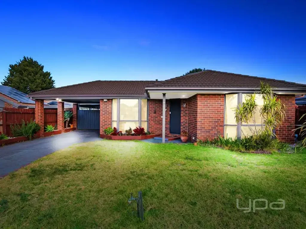 41 Walsingham Crescent, Kurunjang, VIC 3337