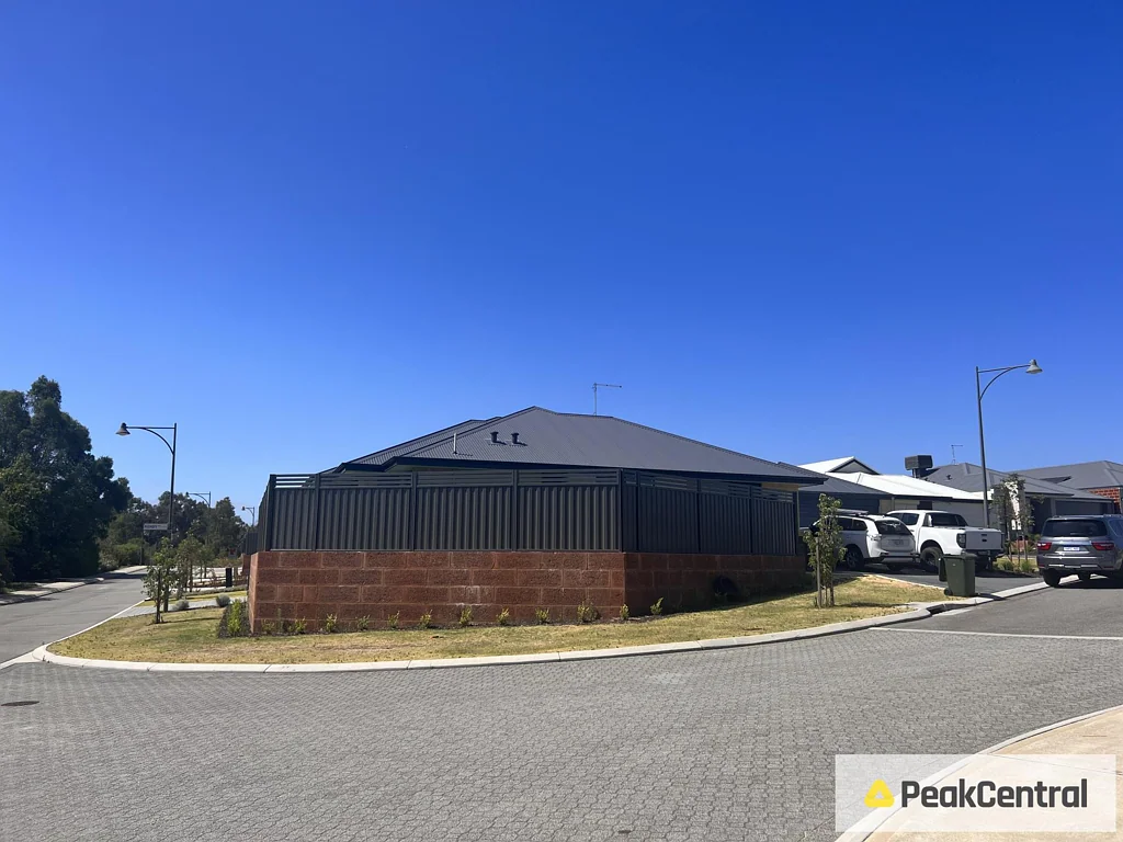 Stunning 3-Bedroom 2-Bathroom Home in Wandi