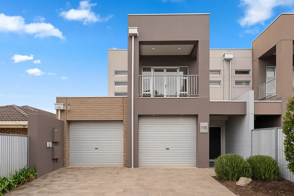 Rostrevor 4 Bedroom Entertain Downstairs, Retreat Upstairs, Live Brilliantly In Between