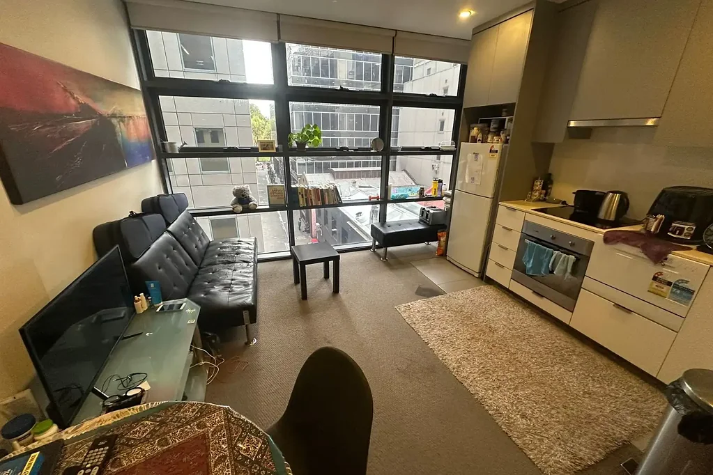 Melbourne 2房 墨尔本CBD两居室 落地窗采光 步行生活圈 高回报投资 2 BEDROOM UNIT WITH HIGH RENTAL RETURN
