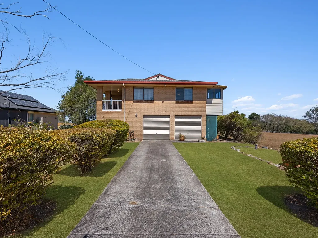 Haigslea 3બેડરૂમ Family Home on 890m2 With 2 Street Access